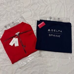 SPANX x Delta Airlines Vibrant Red Zippered Travel Sweater (M) and Blanket